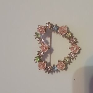 Vintage Avon Gold Tone Pink Rose Rhinestone Floral Brooch.